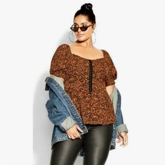 NWT CityChic women’s plus size quirky print top sz M approximately 18/20 IRL - Picture 5 of 7